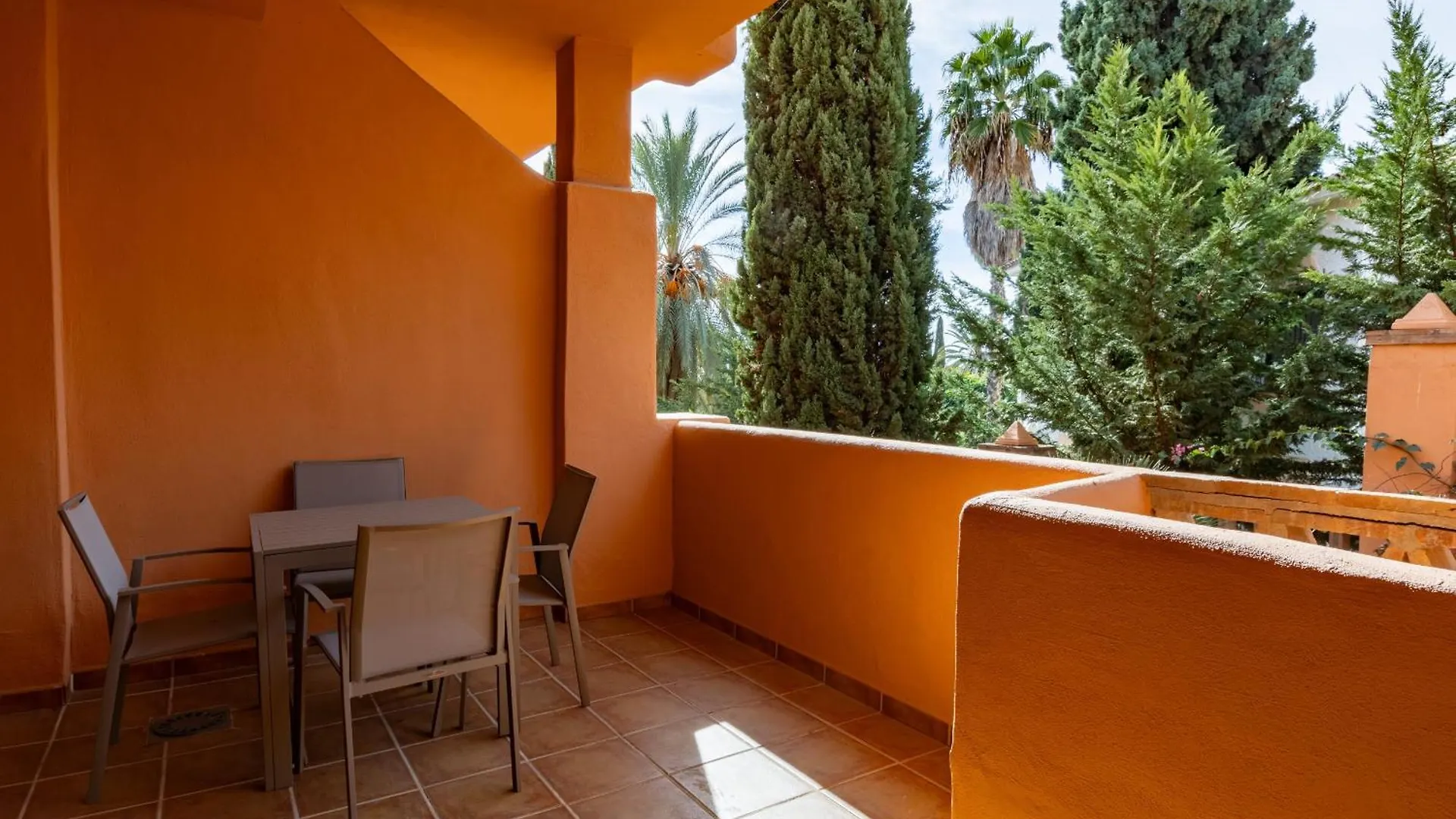 Apartment Royal Marbella Golf Resort Estepona
